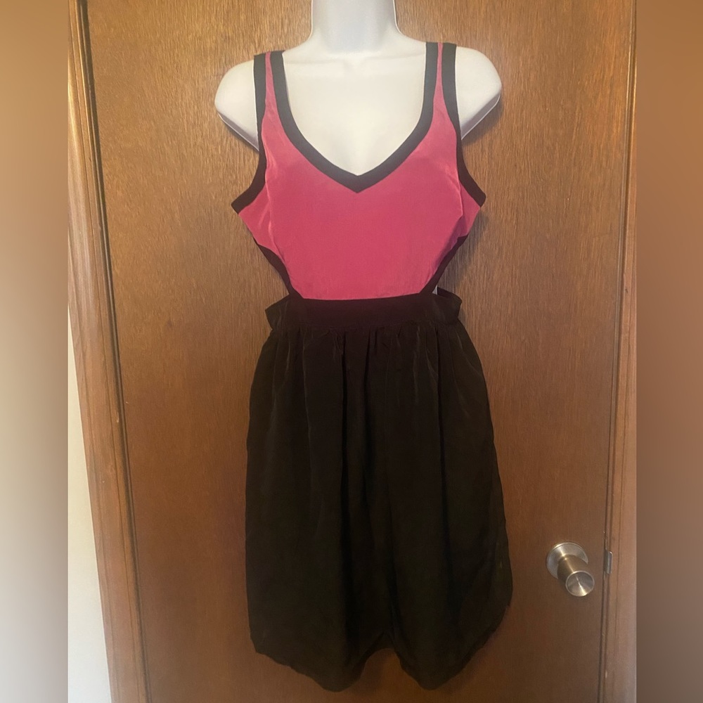 Ali & Kris - Cutout Dress